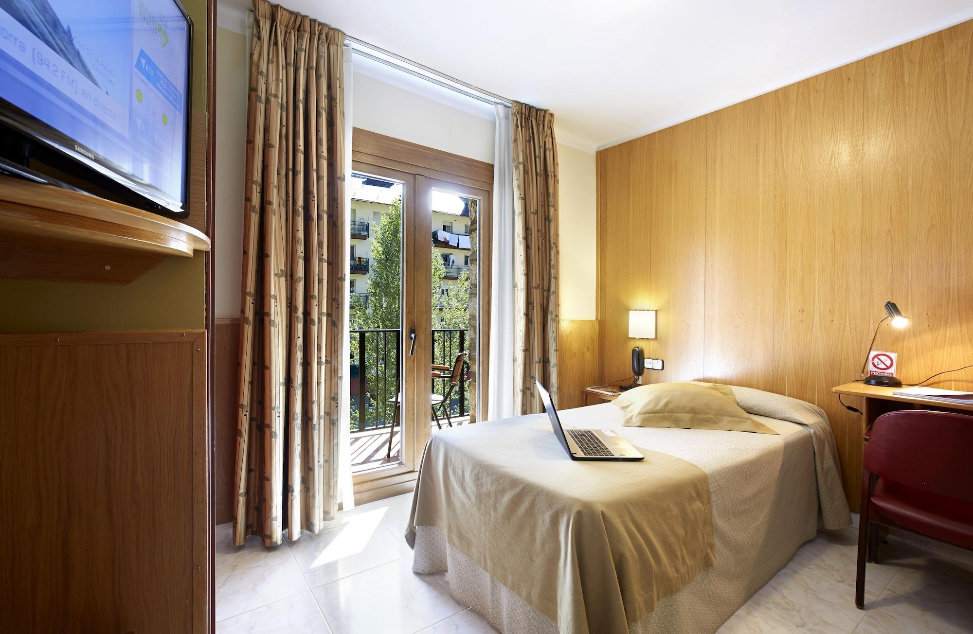 Hotel Univers Енкамп Екстериор снимка