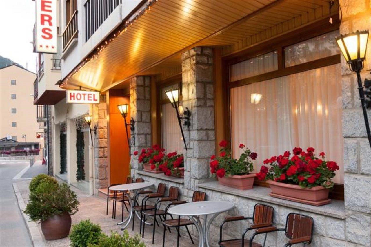 Hotel Univers Енкамп Екстериор снимка